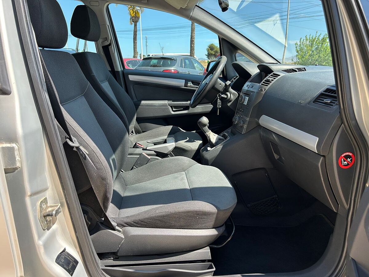 OPEL ZAFIRA ENJOY 1.9 CDTI SPANISH LHD IN SPAIN 50000 MILES SUPERB 7 SEATS 2006